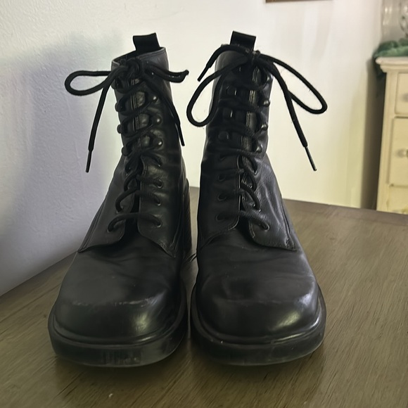 Platform combat boots - Picture 2 of 4